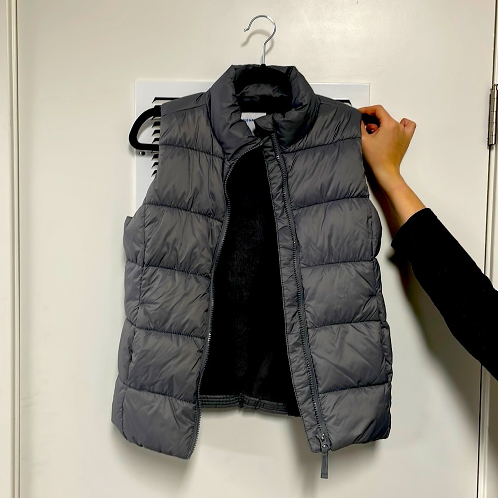 Puffer vest - warm inside girls size 10/12